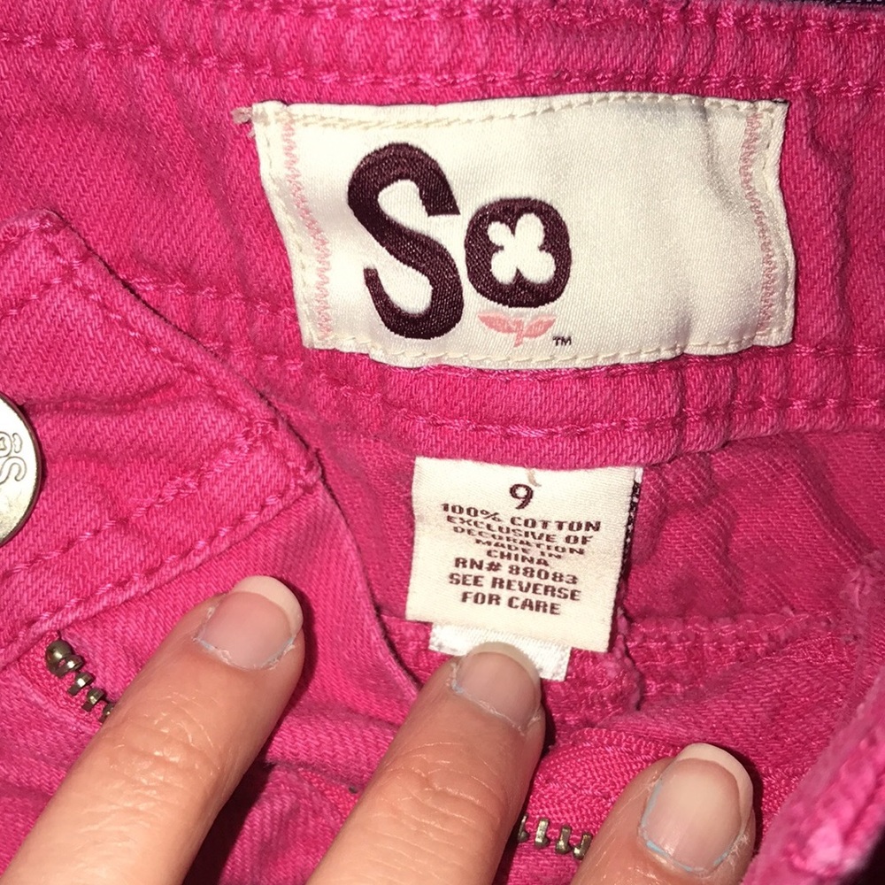 $5 IF BUNDLED-LOT Junior's shorts size 9 🕶☀️ - Picture 3 of 10